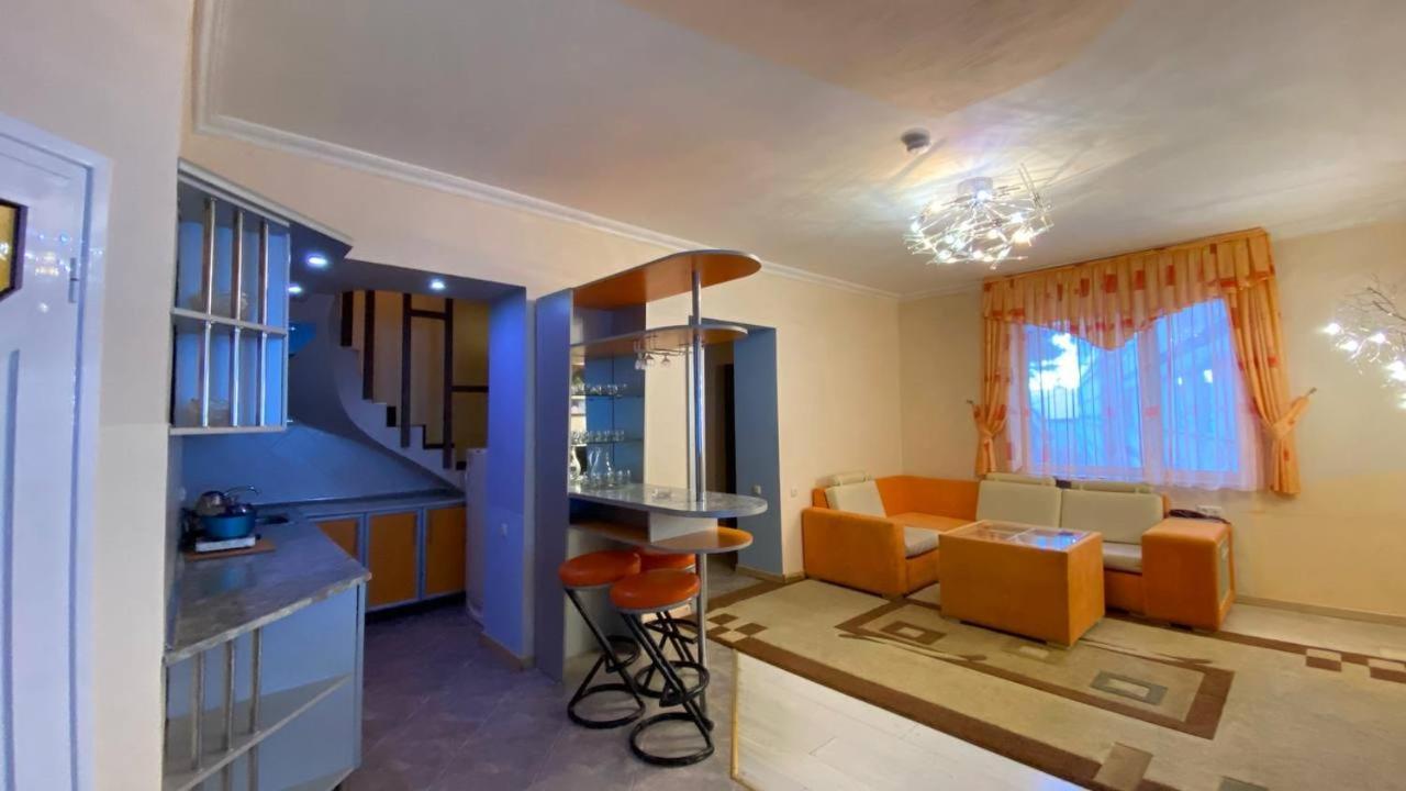Дом Писателей Цахкадзора Hotel Exterior photo