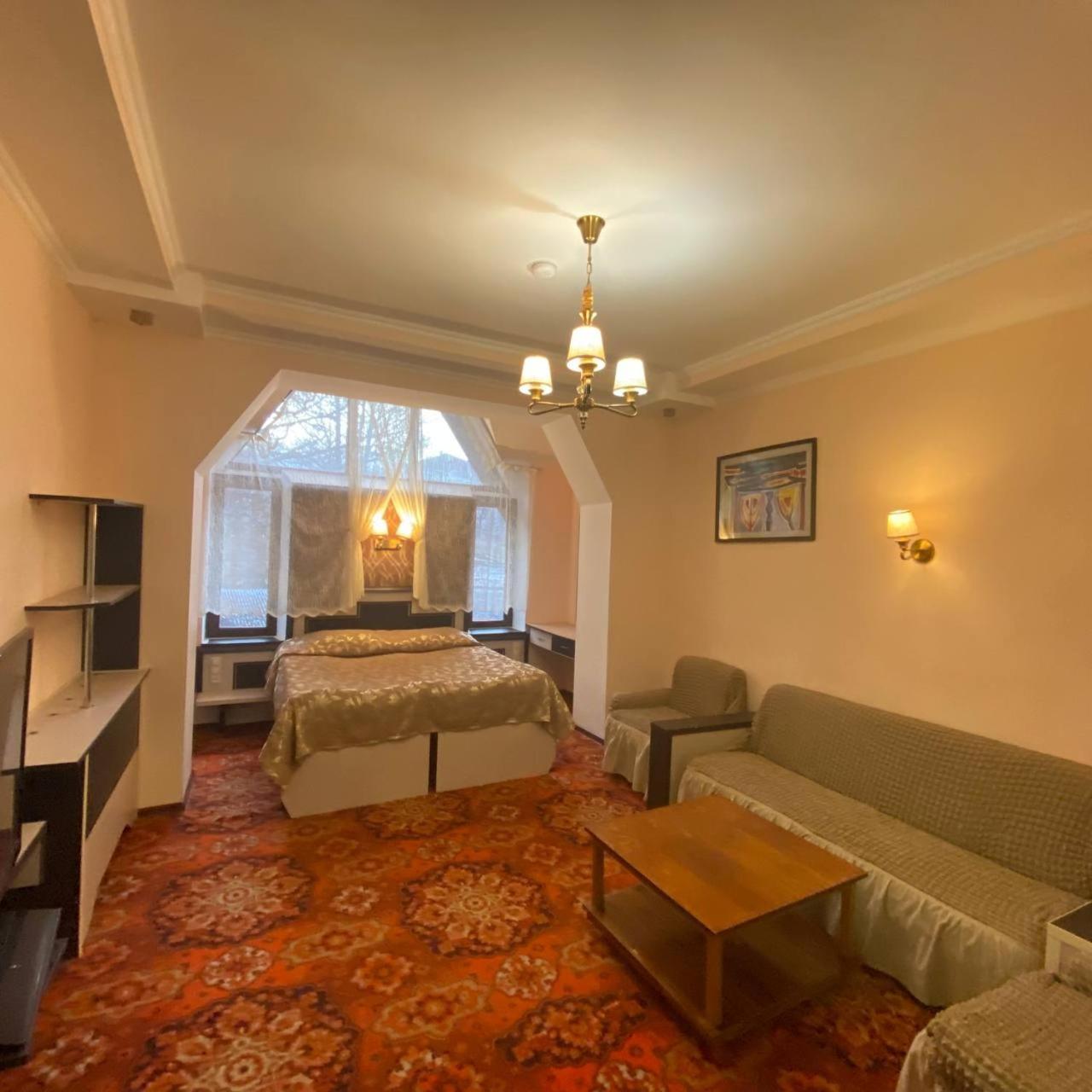 Дом Писателей Цахкадзора Hotel Exterior photo