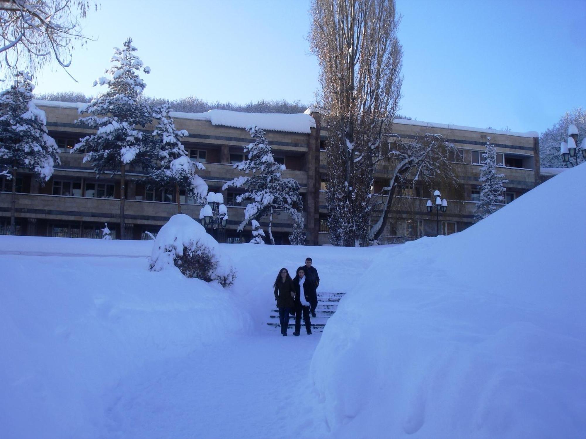 Дом Писателей Цахкадзора Hotel Exterior photo